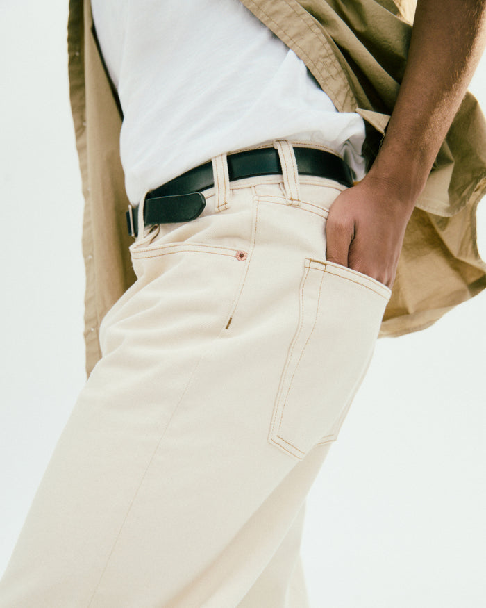 Am Relaxed Straight 5 Pocket Jean In Natural