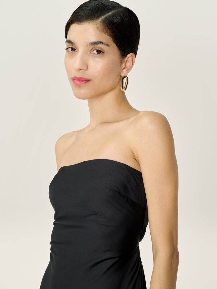 Amdra Dress in Black