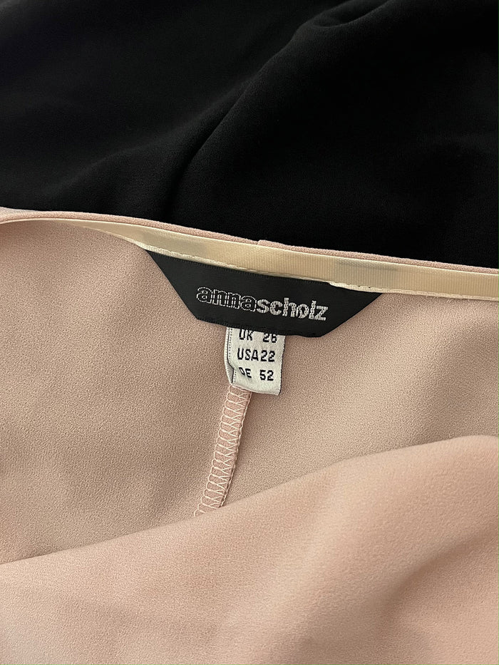 Anna Scholtz Size 22 Blush Pink & Black Dress
