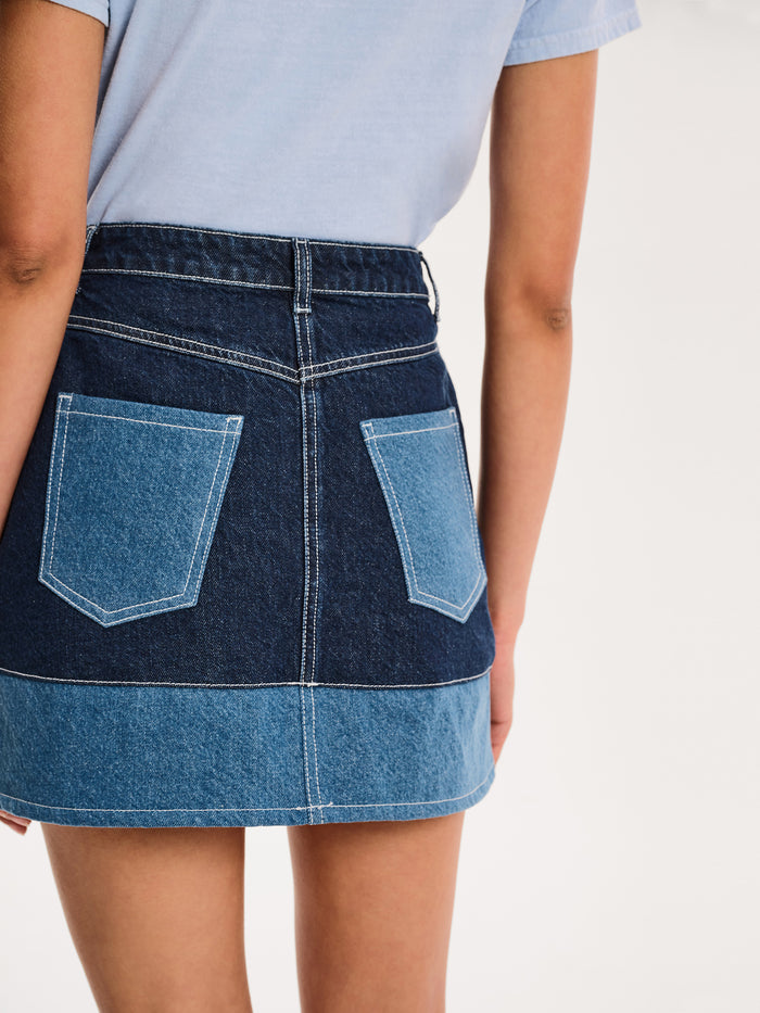 Benny Skirt in Dark Wash