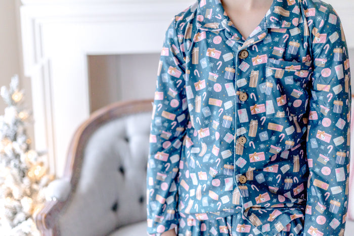 Boy's Santa's Surprise Stash Lounge Set