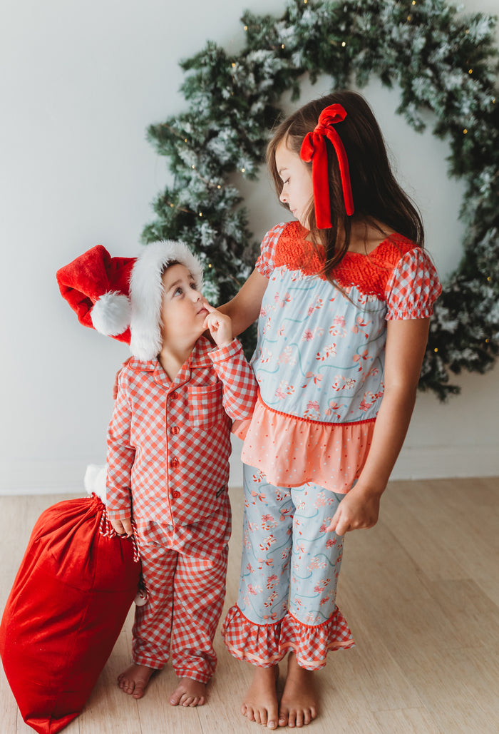Candy Cane Lane Ruffle Lounge