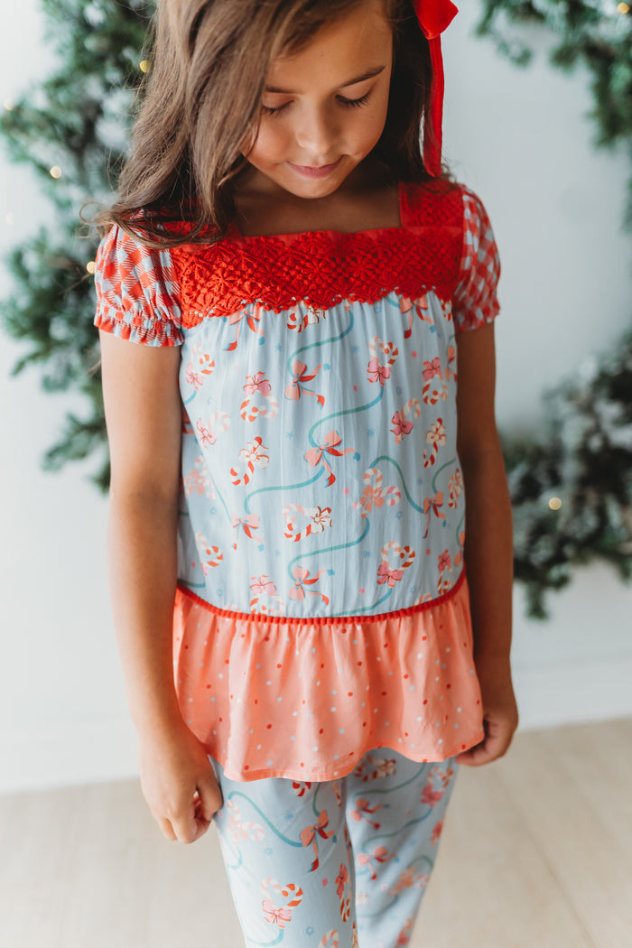 Candy Cane Lane Ruffle Lounge