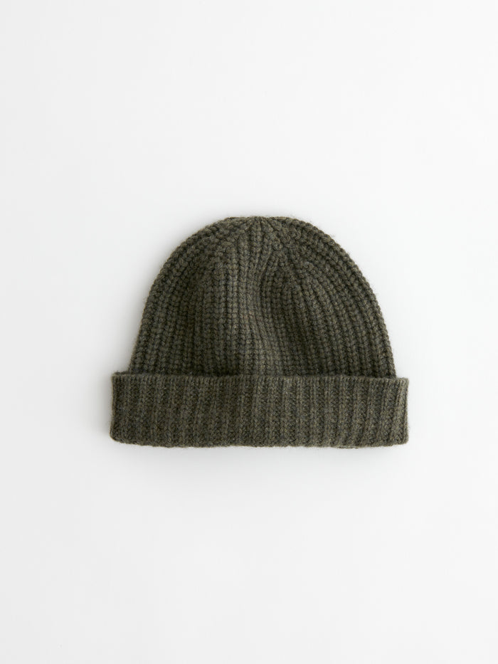 Cashmere Solid Beanie In Heather Olive