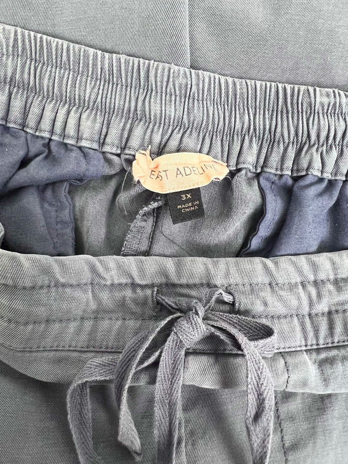 East Adeline Size 22W (3X) Slate Gray Skirt