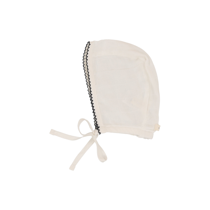 Edged Collar Bonnet