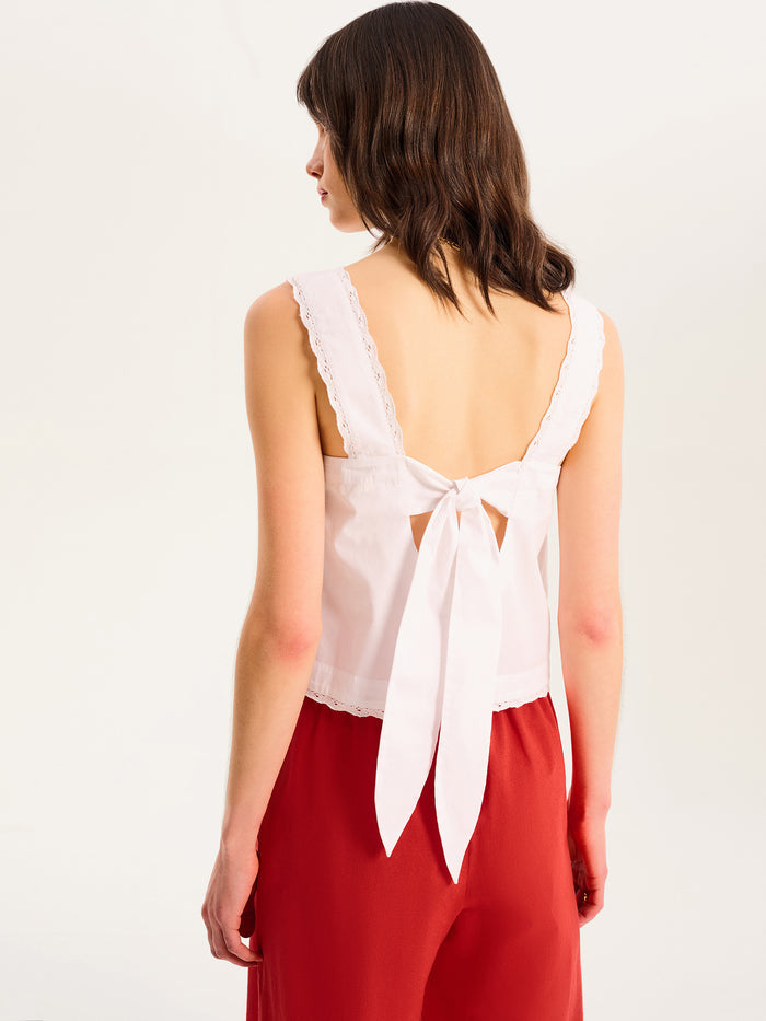 Elinda Top in White