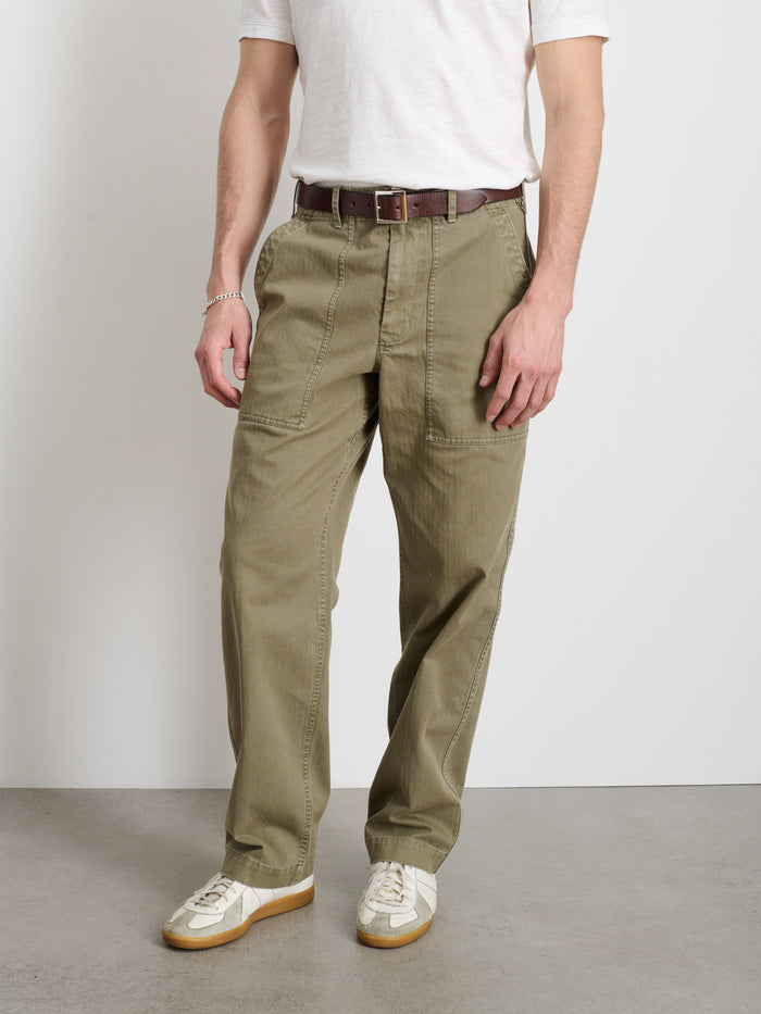 Field Pant In Herringbone In Vintage Olive