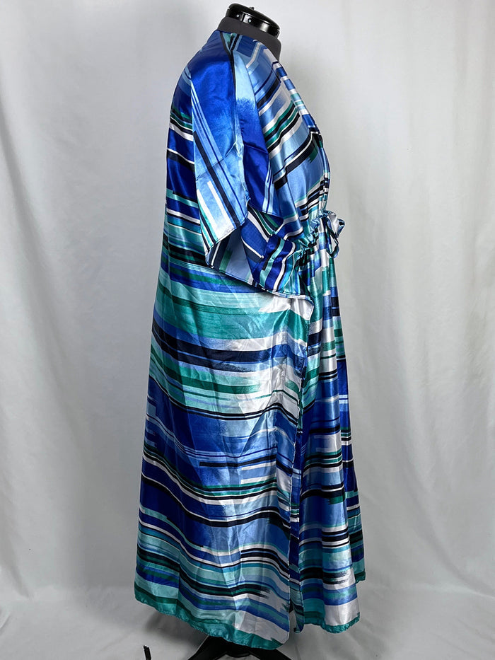 Generation 524 Size Open Blue & White Stripe Caftan NWT