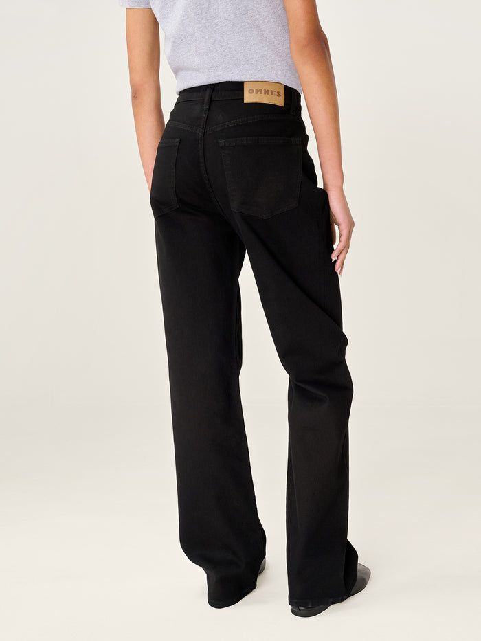 Hart Slim Jean in Black
