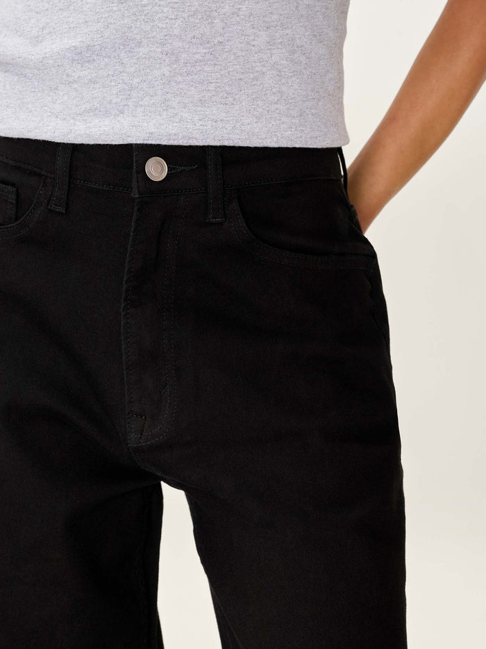 Hart Slim Jean in Black