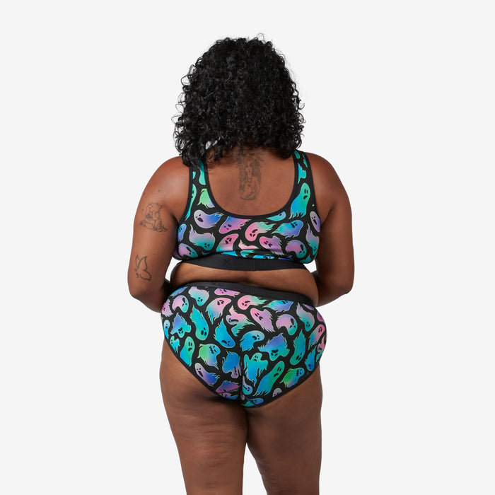 Model: Maliyah is 5'7" and wears a 2X