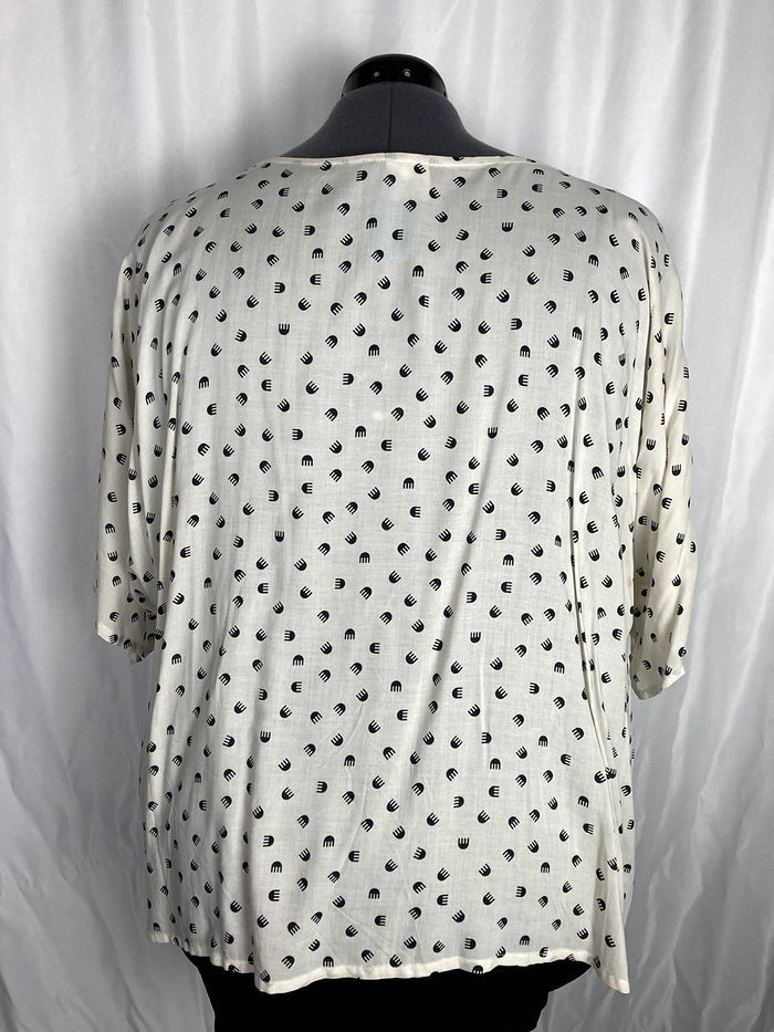 Jibri Size 3 (22) Cream & Black Print Shirt