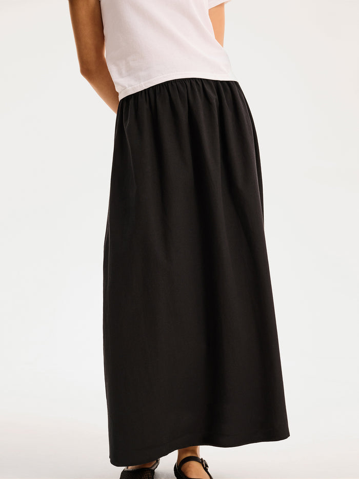 Jolie Skirt in Black