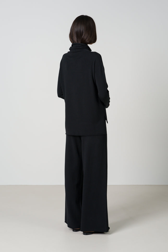 Kaia Roll Neck | Black | Fine Knit