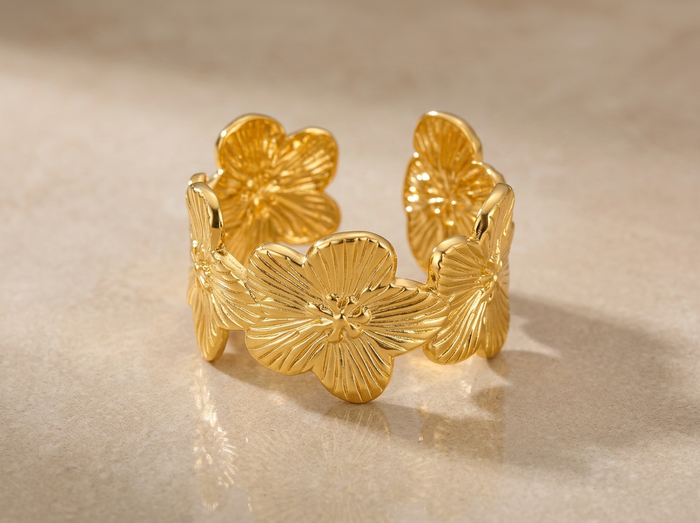 Lumière Flower Ring