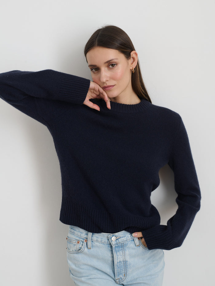 Michelle Crewneck Sweater In Cashmere In Navy