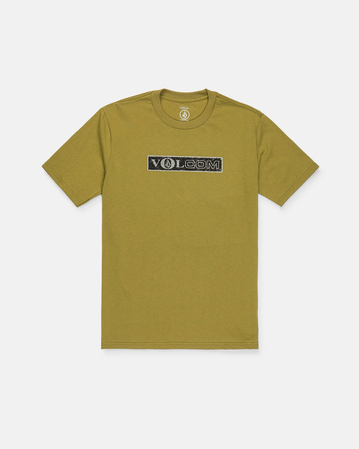 Introducing the Men's Dual Euro Short Sleeve Tee by Volcom—this olive green t-shirt features a round neck and is expertly crafted from premium ring-spun cotton for outstanding comfort. The chest is adorned with a rectangular black patch displaying "VOLCOM" in white distressed lettering, lending a vintage logo feel. Presented laid flat against a white background.