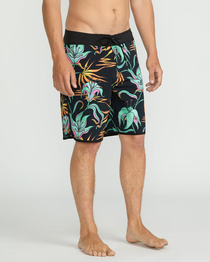 Men's Infuse Scallop Mod 19-Black Green-Volcom