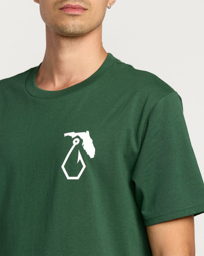 Men's Reelin Short Sleeve Tee--Volcom