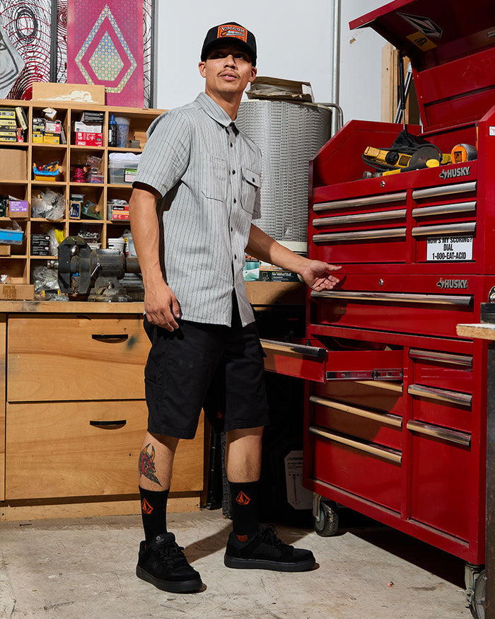 Men's Trade Stone Short Sleeve Shirt-Tower Grey-Volcom