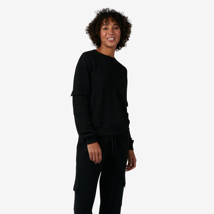 Model: Kass is 5'9" and wears a Small
