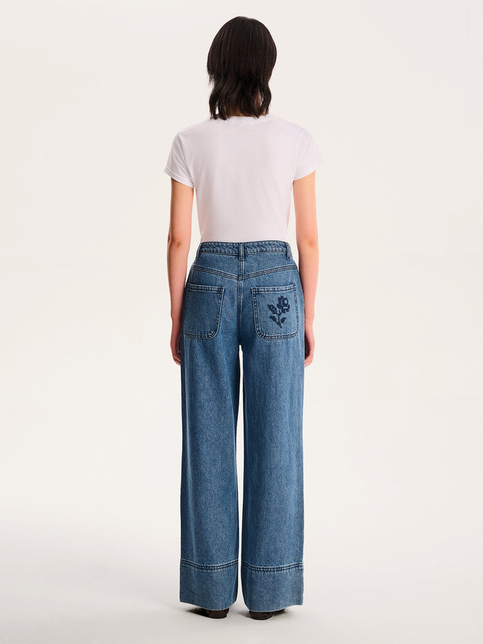 Portland Embroidered Jean in Mid Wash