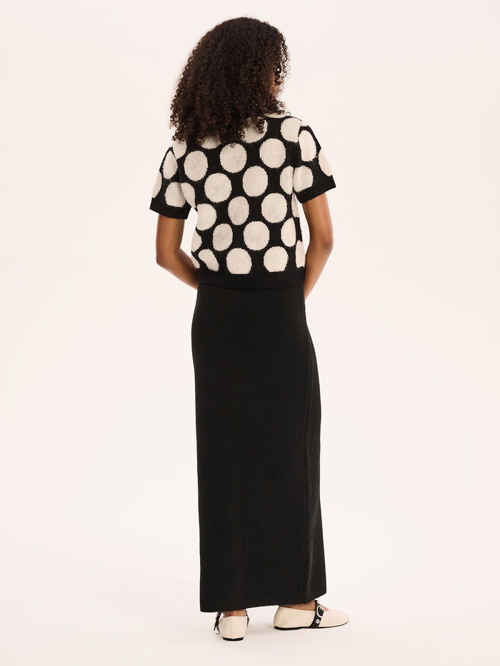Queenie Knitted Skirt in Black