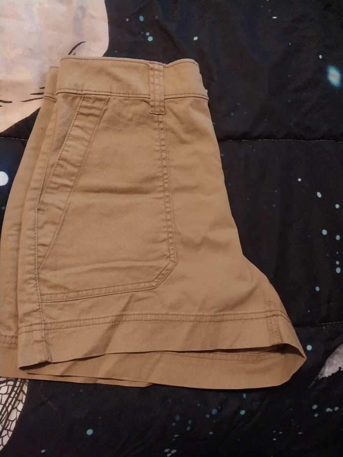 Relaxed cargo shorts