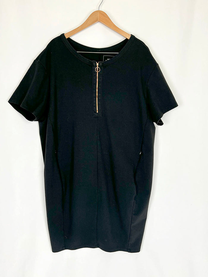 See Rose Go Size 2X  Black Dress