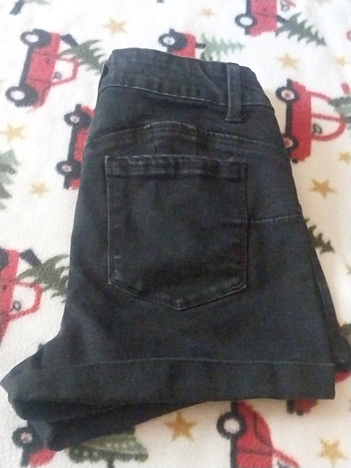 Short shorts