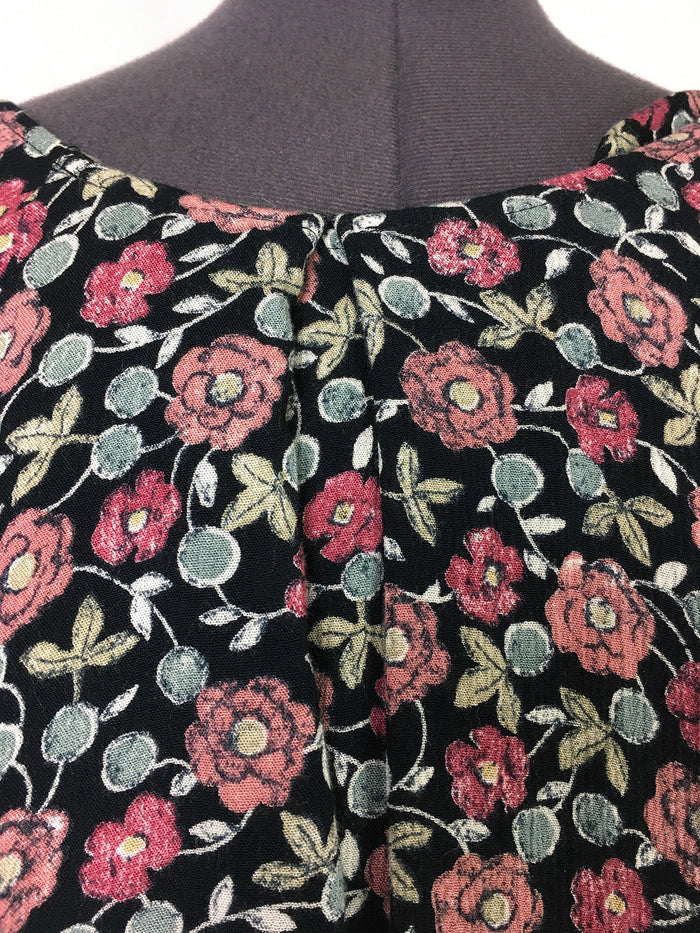 Size 9X Black & Rose Floral Shirt