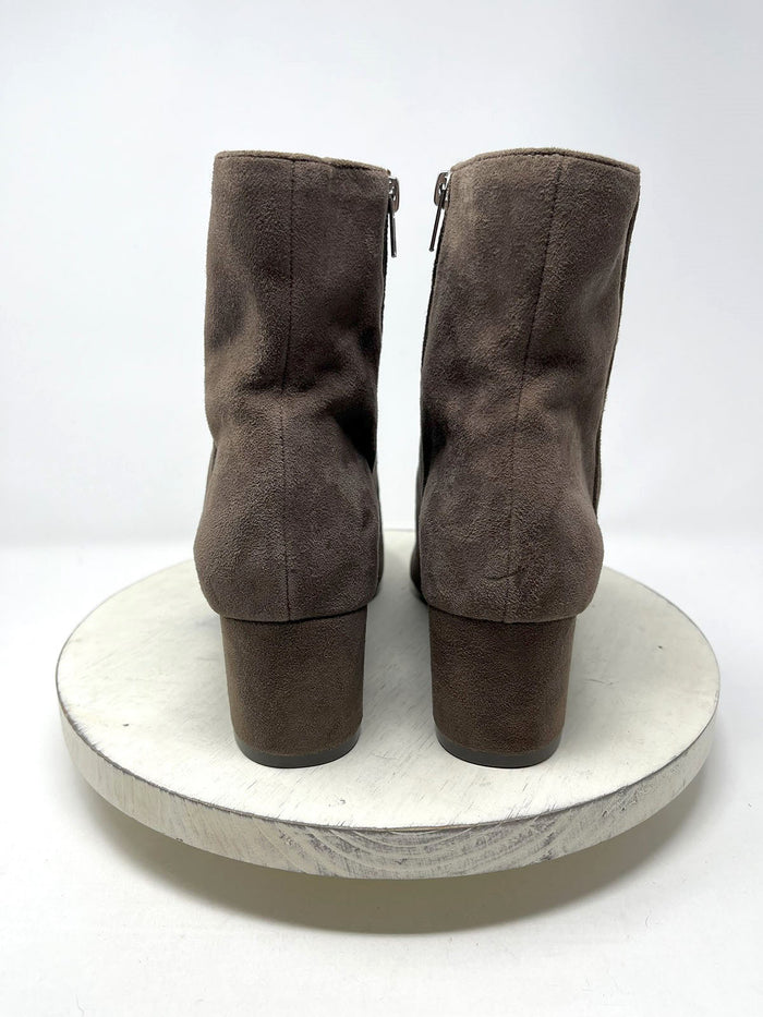 Steven By S.M. Size 11 Light Brown Floral Embroidery Boots NWOB