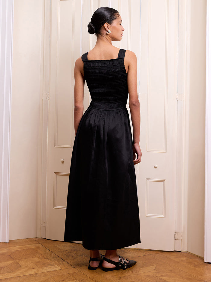 Storm Dress in Black