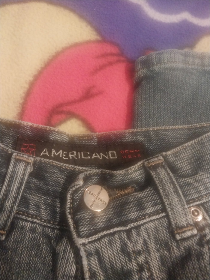 Straight leg jean