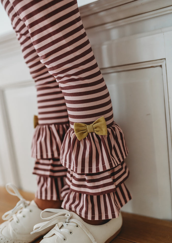 Tangled in Twigs Ruffle Leggings