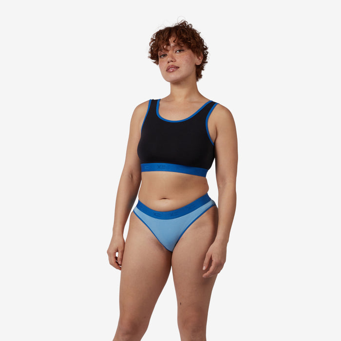 Model: Ariana is 5'7" and wears a medium