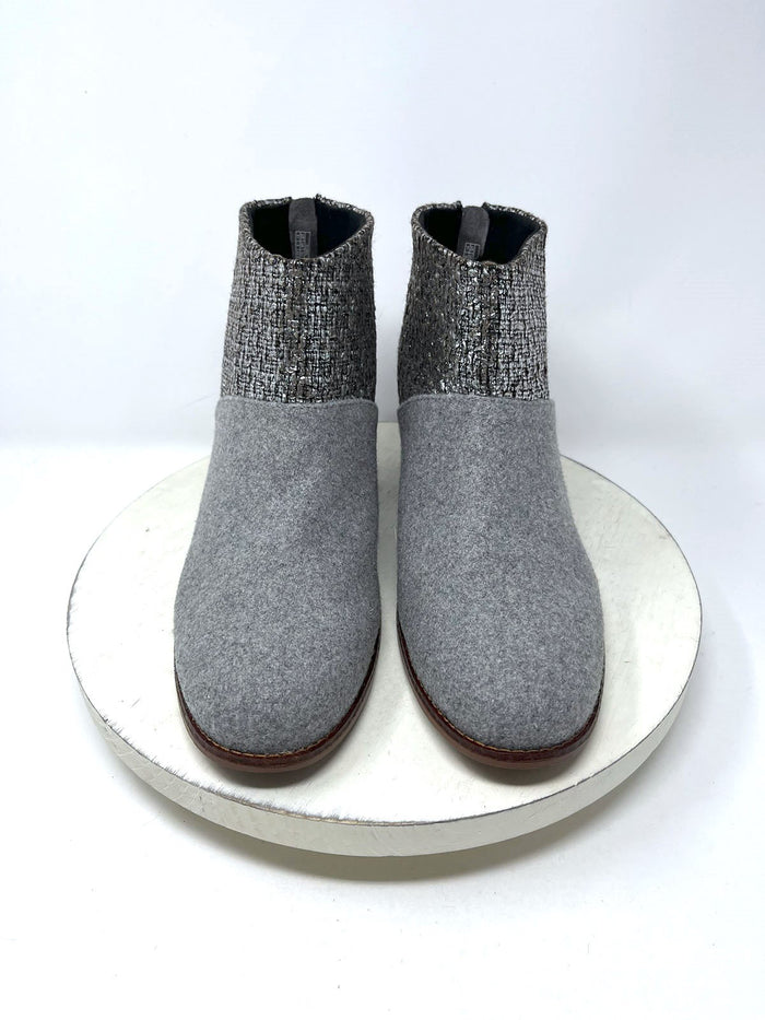 Toms Size 11 W Gray & Silver Textured Booties NWOB