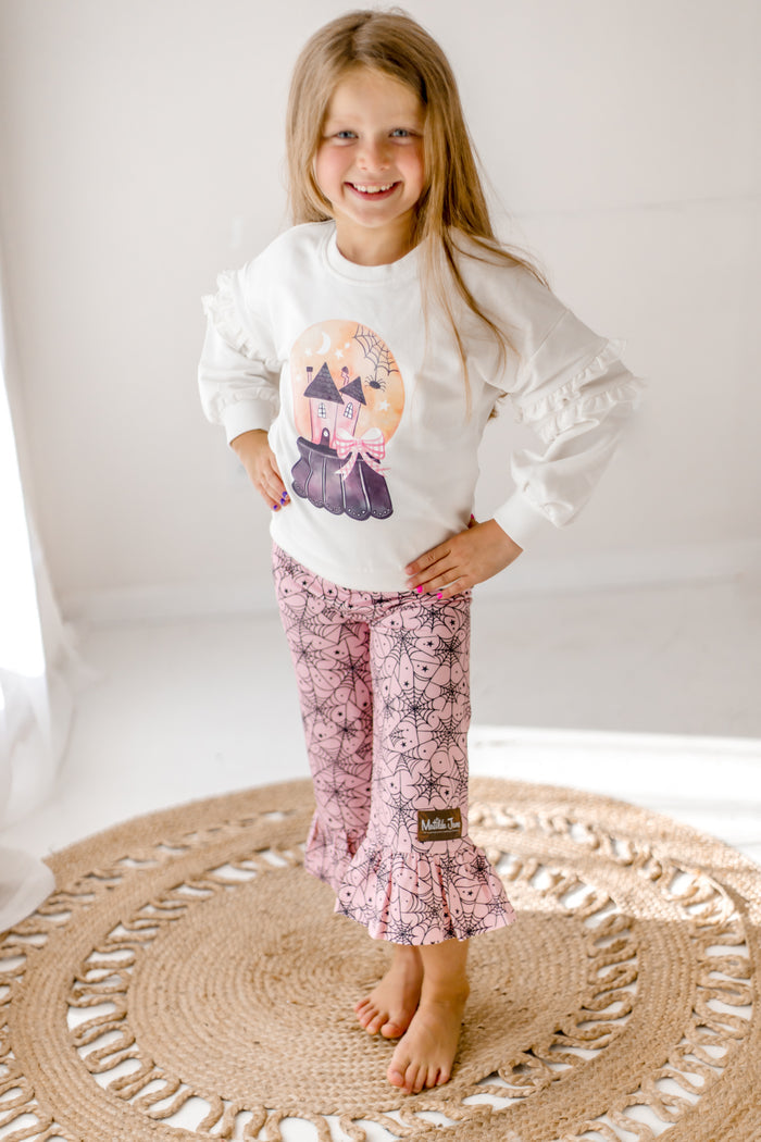 Web of Whimsy Big Ruffles