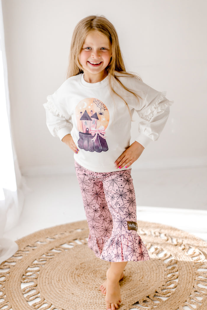 Web of Whimsy Big Ruffles