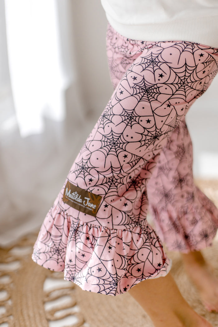 Web of Whimsy Big Ruffles