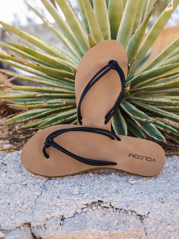 Women's Forever and Ever II Sandals-Black-Volcom