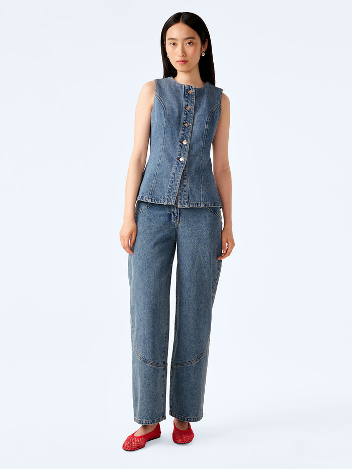 Zola Jean in Light Wash